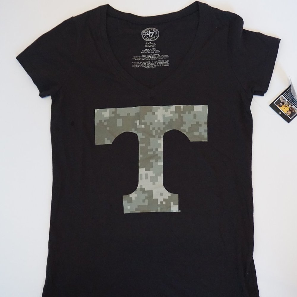 Texas Rangers MLB Women's 47 Brand Operation Hat Trick OHT T-Shirt Size Small